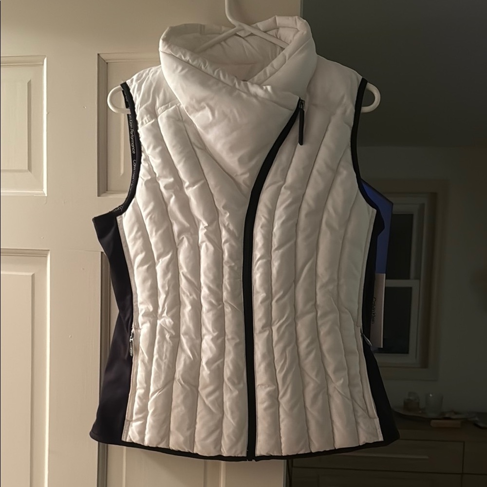 Calvin Klein Performance White and Black Quilted Vest